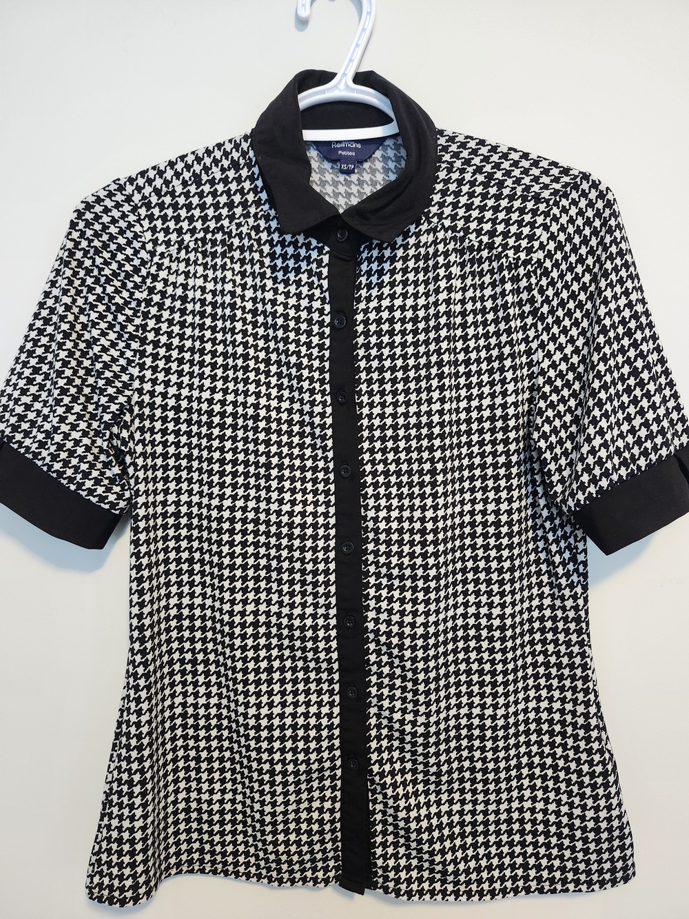 Houndstooth Short Sleeve Black And White Button Up Shirt Non Wrinkle Extra Small